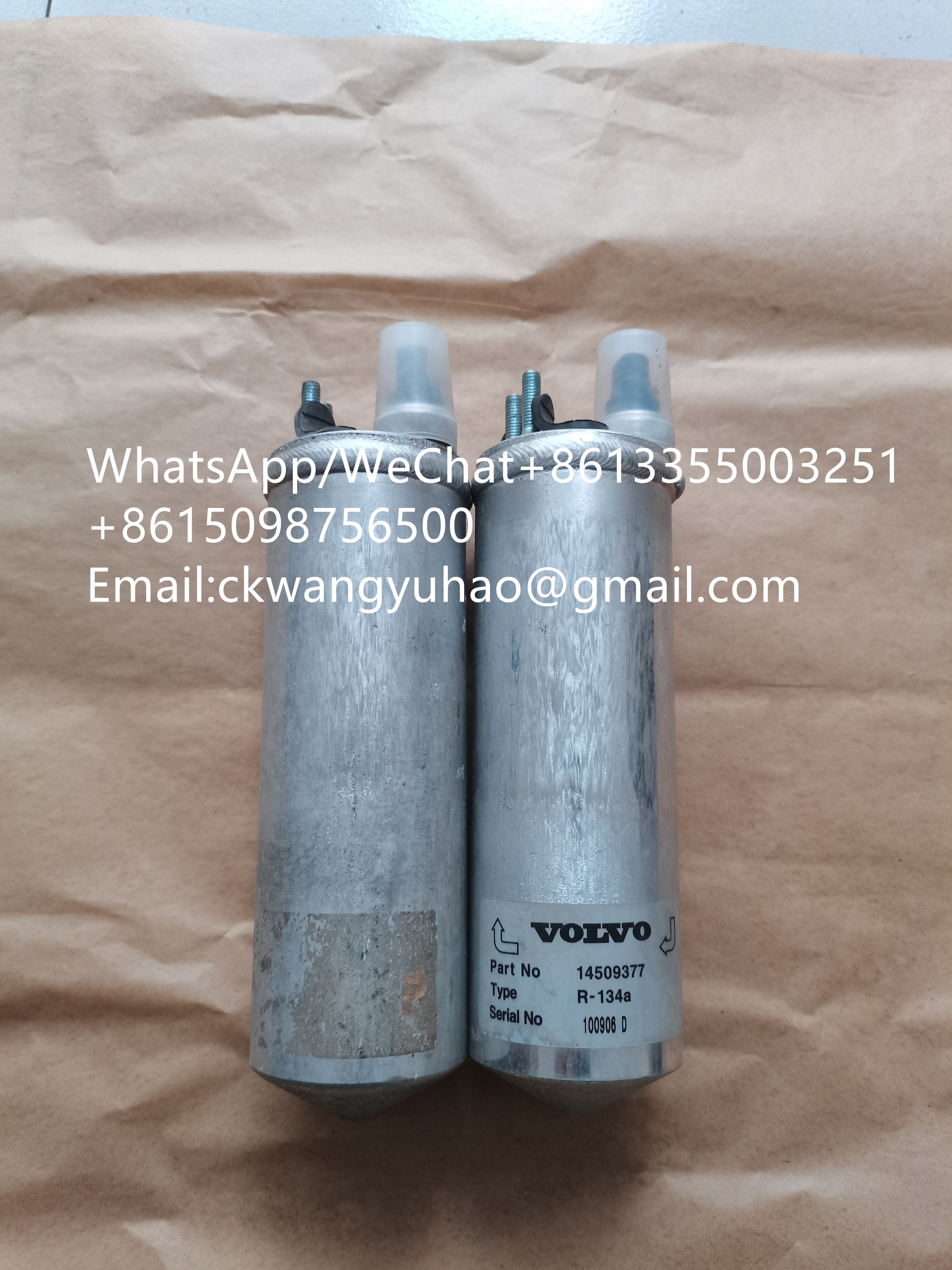 11210396 - 1690100249 	Bucket（2.4m3）	29170127601 	Bucket
1690100249 	BUCKET	29170127601 	Bucket
1690100249 	BUCKET	29170127601 	Bucket
1690100249 	BUCKET	29170127601 	Bucket
26220001171 	PIPE	26220001601 	Pipe
11214213 	RING	11221610 	RING
11216231 	ROLLER	14403562 	TOP ROLLER
11210663 	VALVE	11221468 	BYPASS VALVE
11219821 	Ventilation filter	14406384 	Air filter
11214497 	BREATHER	14406384 	Air filter
11214510 	STRAINER	14406383 	Hydraulic fluid filter
11217511 	HOSE	14403929 	Hose
4110001984014 	Sealing ring	4110001984047 	Sealing ring
4110000499017 	SEALING RING	4110000499306 	Sealing ring
4190003139 	CONDENSER	4130002681 	Condenser
11217372 	HOSE	14402774 	HOSE ASSEMBLY
11215085 	COVER	11221556 	COVER
11217480 	HOSE ASSEMBLY	14405395 	HOSE ASSEMBLY
11217476 	HOSE ASSEMBLY	14404160 	HOSE ASSEMBLY
11217479 	HOSE ASSEMBLY	14405396 	HOSE ASSEMBLY
7200002028 	SPRING WASHER	411000499102 	Spring washer
4110000038106 	WASHER	411000499108 	Spring washer
11217492 	HOSE ASSEMBLY	14404465 	HOSE ASSEMBLY
11217324 	HOSE	14402834 	HOSE ASSEMBLY
11218557 	HOSE ASSEMBLY	14404904 	HOSE ASSEMBLY
11214490 	VALVE BLOCK	14404164 	VALVE BLOCK
11217487 	HOSE ASSEMBLY	14403717 	HOSE ASSEMBLY