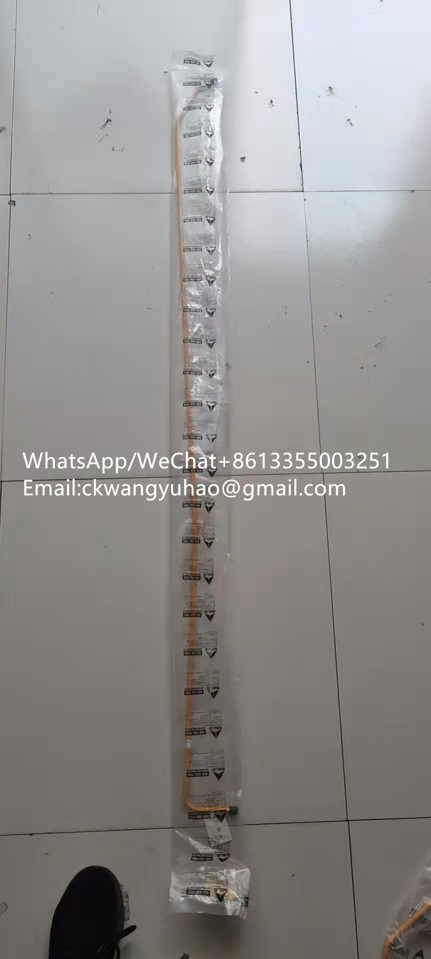 11211260 - 7200001653 	FRICTION DISC	7200001651 	FRICTION DISC
4110001321080 	ROLLER BEARING	7200001501 	BEARING
4110001321083 	BOLT	7200001504 	SCREW
4110000054231 	SCREW	4110000846114 	SCREW
4110001948010 	SCREW	4110000846114 	SCREW
11212168 	SPRING PIN	11211660 	SPRING PIN
4110000561213 	KEY	4110000560221 	KEY
4110001060029 	CAMSHAFT	4110000561133 	CAMSHAFT
11211546 	RETAINING RING	11213166 	RETAINING RING
4120006629011 	SPHERICAL PLAIN BEARING	4021000199 	SPHERICAL PLAIN BEARING
7200001365 	BEARING	4021000199 	SPHERICAL PLAIN BEARING
4120001004106 	SPHERICAL PLAIN BEARING	4021000199 	SPHERICAL PLAIN BEARING
4110000560138 	FUEL INJECTION NOZZLE	4110001571021 	FUEL INJECTION NOZZLE
11212186 	O-RING	11210166 	O-RING
11211658 	PIN	11214067 	PIN
11223158 	Hexagon nut	11210109 	HEXAGON NUT
11219833 	Pin	11213992 	PIN
11221673 	O-RING	11214076 	O-RING
11211417 	PLUG	11210873 	PLUG
4110003064019 	Cable stem	7200001744 	PILLAR
4130000130 	RELAY	4130000870 	RELAY
29020000062 	WASHER	29020007931 	WASHER
7300000010 	TORQUE CONVERTER	21909001691 	TRANSMISSION
7300000143 	TRANSMISSION	21909001691 	TRANSMISSION
11223003 	Screw	11210153 	HEX. SOCKET SCREW