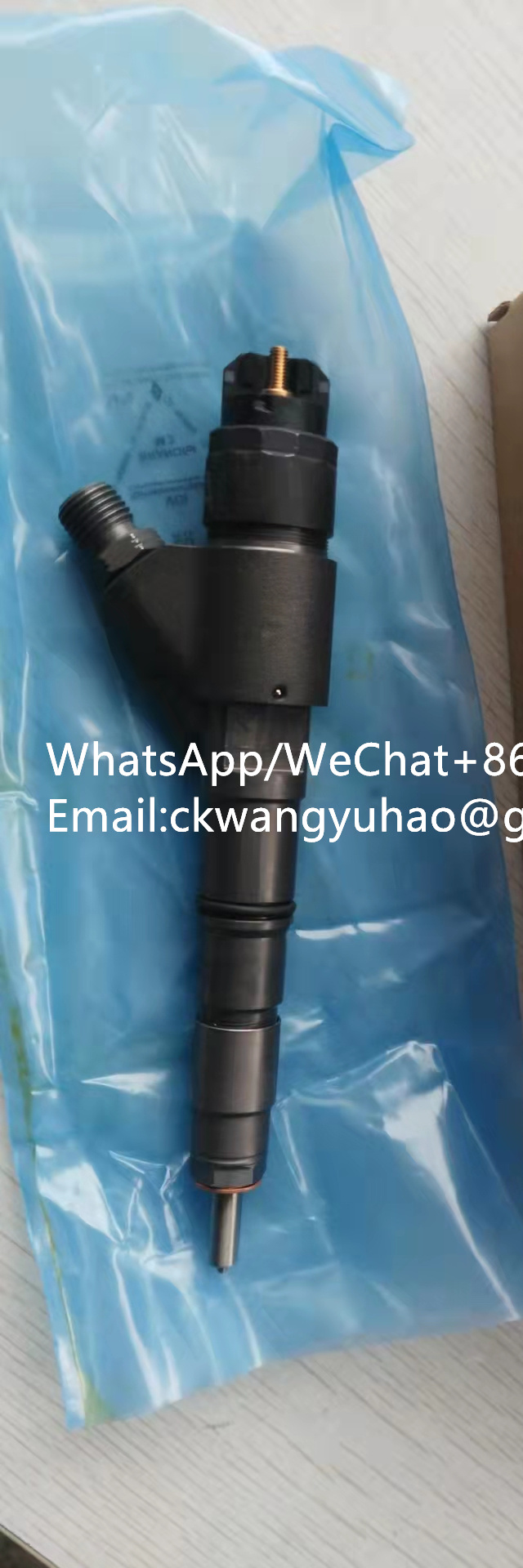 11220052 - 7200001591 	RETAINING RING	7200001549 	THRUST WASHER
7200001630 	RETAINING RING	7200001549 	THRUST WASHER
7200001631 	RETAINING RING	7200001550 	THRUST WASHER
7200001634 	RING	7200001553 	GUIDE RING
7200001595 	RING	7200001553 	GUIDE RING
4110001321051 	SPRING PIN	7200001472 	PIN
4120000089 	VALVE	4120001795 	BRAKE VALVE
4110000924035 	BLOCK	4110000924034 	BLOCK
4110000223082 	Output shaft 1bd05l-00003①	4110000218100 	OUTPUT SHAFT
4110000223081 	Bearing holder 1bd05l-00002	4110000218111 	SEAT
4110000189016 	TENSION PULLEY	4110000054118 	PULLEY
4110001005372 	Fuel pipe	4110000565018 	FUEL PIPE
7200003038 	MUFFLER	4110000054302 	MUFFLER
4110001551006 	SCREW	4110000054156 	SCREW
11213698 	O-RING	11210137 	O-RING
11210710 	O-RING	11210137 	O-RING
11214068 	SEALING RING	11214812 	SEALING RING
11215437 	SEALING RING	11214061 	RETAINING RING
4110001321332 	BOLT	4110000042108 	SCREW
4110001321316 	BOLT	4110000042108 	SCREW
4110001321230 	STUD	7200001674 	STUD
4110001321185 	STUD	7200001674 	STUD
4110001321271 	STUD	7200001674 	STUD
7200001619 	Stud	7200001675 	NUT
7200001537 	HEXAGON SCREW	7200001675 	NUT
7200001579 	HEXAGON SCREW	7200001675 	NUT
4110001321186 	NUT	7200001675 	NUT