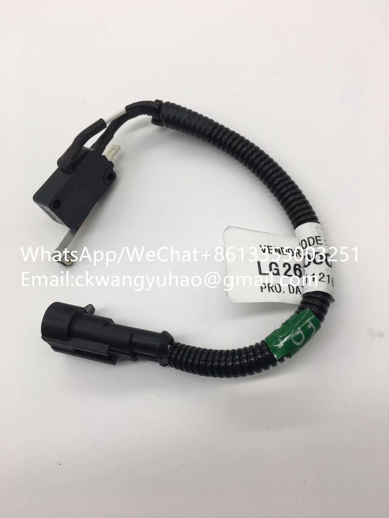 26320005762 - 3110900173 	REAR AXLE BRIDGE	29270001041 	REAR AXLE BRIDGE
29260013253 	REAR FRAME	29260013254 	REAR FRAME
3110900178 	PIN	29270001121 	PIN
4110000184048 	CONTROL VALVE	4110000184183 	CONTROL VALVE
4190002954 	ARM REST	4190001658 	DRIVER S SEAT
4110001017047 	FUEL PIPE	4110001015051 	FUEL PIPE
4110001005067 	SEALING RING	4110000186111 	SEALING RING
4110001005024 	O-RING	4110000186114 	O-RING
4110000186758 	SPACER	4110000186258 	SPACER
7200000139 	BEARING	4021000240 	ROLLER BEARING
4120001821107 	SPHERICAL PLAIN BEARING	7200001109 	BEARING
7200000355 	SEALING RING	4110000217051 	SPACER RING
7200000838 	SEALING RING	4110000217051 	SPACER RING
4110000084109 	SEALING RING	4110000217051 	SPACER RING
4110000499019 	PLUG	4110000217034 	PLUG
7200000698 	UNION	4110000217018 	NIPPLE
7200000151 	PRESSURE REDUCING VALVE	4110000217001 	PRESSURE REDUCING VALVE
29230000141 	WASHER	29220009121 	WASHER
4120000560Y	STEERING CYLINDER	4120000560 	STEERING CYLINDER
4120000560T	STEERING CYLINDER	4120000560 	STEERING CYLINDER
4120004076 	STEERING CYLINDER	4120000560 	STEERING CYLINDER
4120000560J	STEERING CYLINDER	4120000560 	STEERING CYLINDER
4120000448 	VALVE	4120005063 	VALVE
4030000132 	BEARING BUSHING	4043000132 	BUSHING
4030000135 	BUSHING	4043000135 	BUSHING
3070700136 	BUSHING	4043000157 	BUSHING