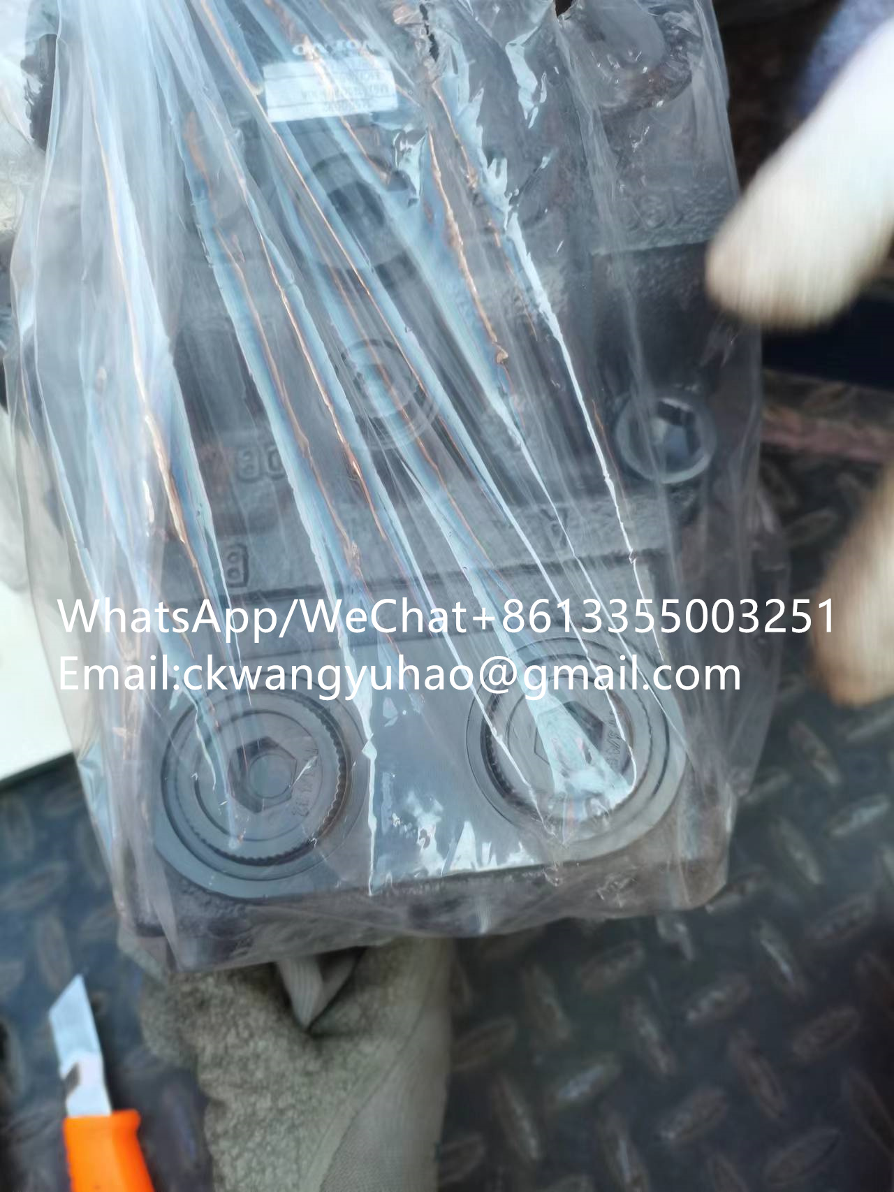 11225000motor - 29050030051  Transmission  29050030052  Transmission
29050031791  Hose assembly  29050031792  Hose assembly
29050032871  Hose assembly  29050032872  Hose assembly
29050032991  Hose assembly  29050041701  null
29050033041  Hose assembly  29050041661  Hose assembly
29050033331  Transmission  29050033332  Transmission
29050033361  Hose assembly  29050033362  Hose assembly
29050033362  Hose assembly  29050033363  Hose assembly
29050033421  Transmission  29050033422  Transmission
29050033681  Hose assembly  29050040811  House
29050033761  Hose assembly  29050041671  null
29050033794  Transmission  29050033795  Transmission
29050034171  Oil pipe  29050034172  Oil pipe
29050034181  Hose assembly  29050034182  Hose assembly
29050034451  Transmission  29050034452  Transmission
29050034501  Hose assembly  29050034502  Hose assembly
29050034511  Hose assembly  29050041691  null
29050034821  Tube  29050026421  TUBE
29050034851  Transmission  29050034852  Transmission
29050034854  Transmission  29051000511  Transmission assembly
29050036241  Transmission  29050040701  Transmission
29050036311  Hose assembly  29050041711  null
29050036331  Transmission  29050039931  Transmission assembly
29050036401  Hose assembly  29050036402  Hose assembly
29050036402  Hose assembly  29050036403  Hose assembly
29050036411  Hose assembly  29050036412  Hose assembly
29050036841  Hose assembly  29050036842  Hose assembly
29050036891  Hose assembly  29050036892  Hose assembly
29050036931  Clutch  4110015706  Clutch
29050037121  Transfer case  29050032431  Transfer case
29050037341  Hose  29050040821  House
29050038241  Drive shaft gear  29050033641  null
29050040041  Clutch  29051011541  null
29050040472  Transmission  29051001261  Transmission assembly
29050202931  Trans  29050202932  Trans
29050203881  Planet carrier  29050203882  null
29051000521  Transmission assembly  29051001891  Transmission assembly
29051000991  Transmission assembly  29051010391  Transmission
29051001991  Sealing ring  29051004971  Shaft
29051005361  Transmission assembly  29051001501  Transmission assembly
29051008561  Transmission  29051008562  null
29070000321  CENTER HOUSING  2050900104  CENTER HOUSING
29070000361  DIFFERENTIAL HOUSING  2050900079  DIFFERENTIAL HOUSING
29070000431  DIFFERENTIAL HOUSING  2050900079  DIFFERENTIAL HOUSING