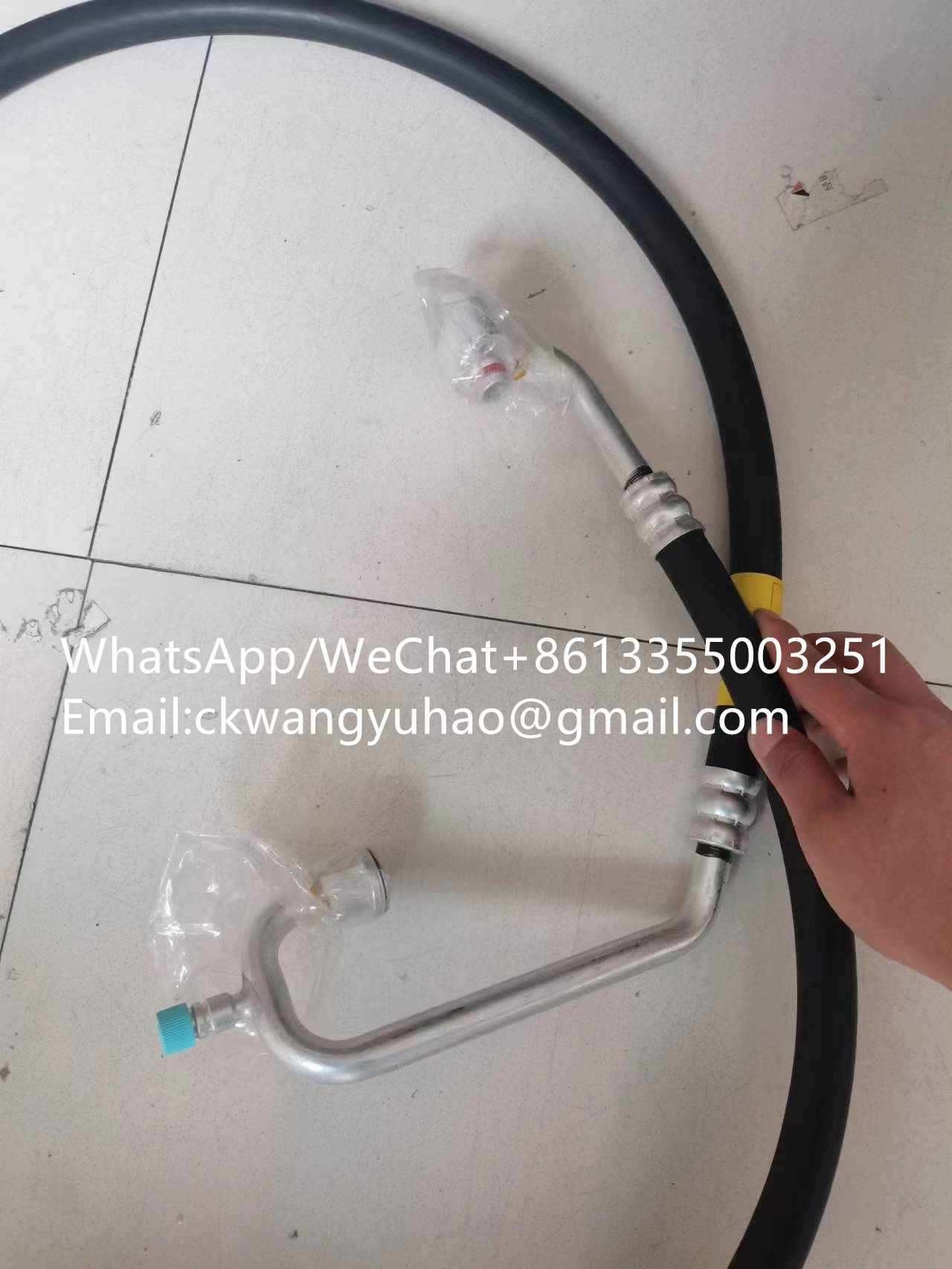 4190002425tube - 4190002377  GLASS  26290004851  GLASS
4190002378  LAMP  4130001428  INTERIOR LAMP
4190002379  GLASS  26290004861  GLASS
4190002383  CIGARETTE LIGHTER  4130000749  CIGARETTE LIGHTER
4190002384  HORN  4130000855  HORN
4190002385  WIRING HARNESS  26370004705  WIRING HARNESS
4190002487  LOCK  4190003715  Lock
4190002558  LOCK  4190003719  Lock
4190002695  COMPRESSOR  14402471  COMPRESSOR
4190002757  EVAPORATOR  4130002911  Evaporator
4190002760  PANEL  4130002912  Panel
4190002762  PIPE  4190002762A Pipe
4190002762  PIPE  4190002762R Pipe
4190002825  SENSOR  4190002851  SENSOR
4190002843  FAN  4130000633113  FAN
4190002865  FAN  4190002907003  FAN
4190002909  CONDENSER  4130016082  Condenser
4190002940  BUSHING  4190002937  HANDLE BALL
4190002954  ARM REST  4190001658  DRIVER S SEAT
4190002992  BRACKET  4190003805  null
4190003022  ABSORBER  4190002693  ABSORBER
4190003024  SEAT  4190003665  DRIVER S SEAT
4190003082  EVAPORATOR SYSTEM  4130002916  Evaporator system
4190003122  CONTROL HOUSING  4190002561  INSTRUMENT CONSOLE
4190003135  CONTROL MECHANISM  4190015448  null
4190003139  CONDENSER  4130002681  Condenser
4190003327  BRACKET  4190003797  Bracket
4190003410  WINDSHIELD WIPER  4190000748  WINDSHIELD WIPER
4190003614  BRACKET  4190003797  Bracket
4190003784  Driver s seat  4190004023  Driver s seat
4190003797  Bracket  4190003968  Bracket
4190003828  Water heater  4130015859  null
4190004258  Control mechanism  4190015490  null
4190015412  Compressor  4130016264  Compressor
4190015488  Oil filling system  4190016620  Oil filling system
4190015696  Compressor  4190016292  Compressor
4190016822  Pipe  4190016864  Pipe
5301000086  TRANSMISSION OIL  5301000117  OIL
5301000087  ENGINE OIL  5301000115  OIL
5301000088  LUBRICATING OIL  5301000105  OIL
5301000089  ENGINE OIL  5301000113  OIL
5301000090  BRAKE FLUID  5301000107  OIL
5301000091  ENGINE OIL  5301000114  OIL
5301000092  ENGINE OIL  5301000116  OIL