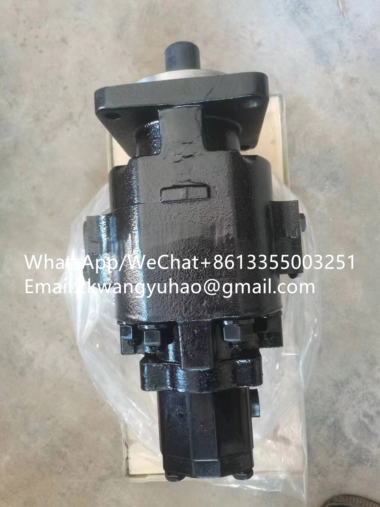 4120002731pump - 14405790  SUPERSTRUCTURE FRAME  14406769  Superstructure frame
14405804  V-belt  4110000688  V-BELT
14405808  BUMPER  11210864  BUMPER
14405809  BUMPER  11210865  BUMPER
14405810  tool box  11219558  BOX
14405820  BRACKET  14407122  Bracket
14405871  Superstructure frame  14407449  Superstructure frame
14405877  Air filter  4110000763001  AIR FILTER INSERT
14405878  Air filter insert  4110000763002  AIR FILTER INSERT
14405881  FUSE BOX  14408226  Fuse and relay unit
14405883  FUSE BOX  14408228  Fuse and relay unit
14405927  BRACKET  14405930  BRACKET
14405941  MOTOR HOUSING  11222997  Drive unit
14405944  Air filter insert  4110000679001  AIR FILTER INSERT
14405945  Air filter insert  4110000679002  AIR FILTER INSERT
14405946  DECAL  14401689  Decal
14405948  Superstructure frame  14407094  Superstructure frame
14405959  Hose  11220131  HOSE
14405962  Framework  14408167  Framework
14405968  Framework  14408158  Framework
14406034  Dipper arm  14408269  Dipper arm
14406048  Cover  11210242  COVER
14406049  O-ring  11210243  O-RING
14406096  DECAL  11224857  Decal
14406124  Hose  14409355  Hose
14406143  Spacer  14407617  Spacer
14406146  FAN  14407469  Fan
14406162  Radiator  14407618  Radiator
14406173  Flow valve  11225434  null
14406200  Charge air pipe  11215692  PIPE
14406258  Fan  4110003611  Fan
14406278  Cover  14408112  Cover
14406295  ANTI-SLIP DEVICE  14407260  Anti-slip device
14406296  Cover plate  14407256  Cover
14406297  Cover plate  14407258  Cover
14406300  Cover plate  14408114  Cover
14406313  Protecting plate  14407288  Protecting plate
14406326  Air cleaner  11215607  AIR CLEANER
14406327  Air filter insert  4110001764002  FILTER INSERT
14406328  Air filter insert  4110001764001  FILTER INSERT
14406330  Cover  11215606  END COVER
14406344  Framework  14408257  Framework
14406345  Framework  14407344  Framework
14406382  Hydraulic fluid filter  11214482  HYDRAULIC FLUID FILTER