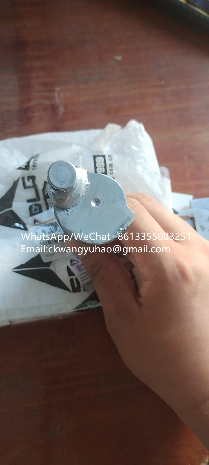 26320004101pins - 14402894  Superstructure frame  14406745  null
14402911  Shim  11210430  SHIM
14402912  Hinge  11210425  HINGE
14402917  Hood  11222282  Hood
14402918  Door  11216712  null
14402920  Hood  11216703  COVER
14402924  Bucket  26180012871  null
14402936  PIN  26170034721  Pin
14402937  PIN  26170034671  Pin
14402938  PIN  26170034661  Pin
14402939  PIN  26170034651  Pin
14402940  Excavator boom  14406752  Excavator boom
14402953  Counterweight  26280007541  Counterweight
14403032  Oil filter  11220159  null
14403038  Bracket  11211133  CLIP
14403043  BRACKET  14405801  Bracket
14403058  Main cable harness  14400373  Wiring harness_main harness
14403104  BRACKET  14410829  Bracket
14403138  Clamp  14408294  Clamp
14403139  Clamp  14408295  Clamp
14403140  Boom cylinder_assy  11218999  BOOM CYLINDER
14403144  Pipe  14407105  Pipe
14403184  ALTERNATOR  11219040  ALTERNATOR
14403211  Dipper arm  14408500  Dipper arm
14403214  PIN  26170034641  Pin
14403217  CONDENSER  14401935  Condenser_assy_combined
14403218  CONDENSER  14401946  CONDENSER
14403219  CONDENSER  11214356  CONDENSER
14403242  Clamp  14404888  CLAMP
14403243  Clamp  14404889  CLAMP
14403295  Fuel filter  11214500  FUEL FILTER
14403296  Fuel filter  11219202  null
14403312  EXCAVATOR BOOM  14406884  Excavator boom
14403313  Excavator boom  26170022011  Excavator boom
14403319  Pin  26170022051  Pin
14403325  Connecting rod  26171027401  Connecting rod
14403392  FILTER  11211156  FILTER
14403396  Hose  14407526  Hose
14403401  Swing motor  11224996  null