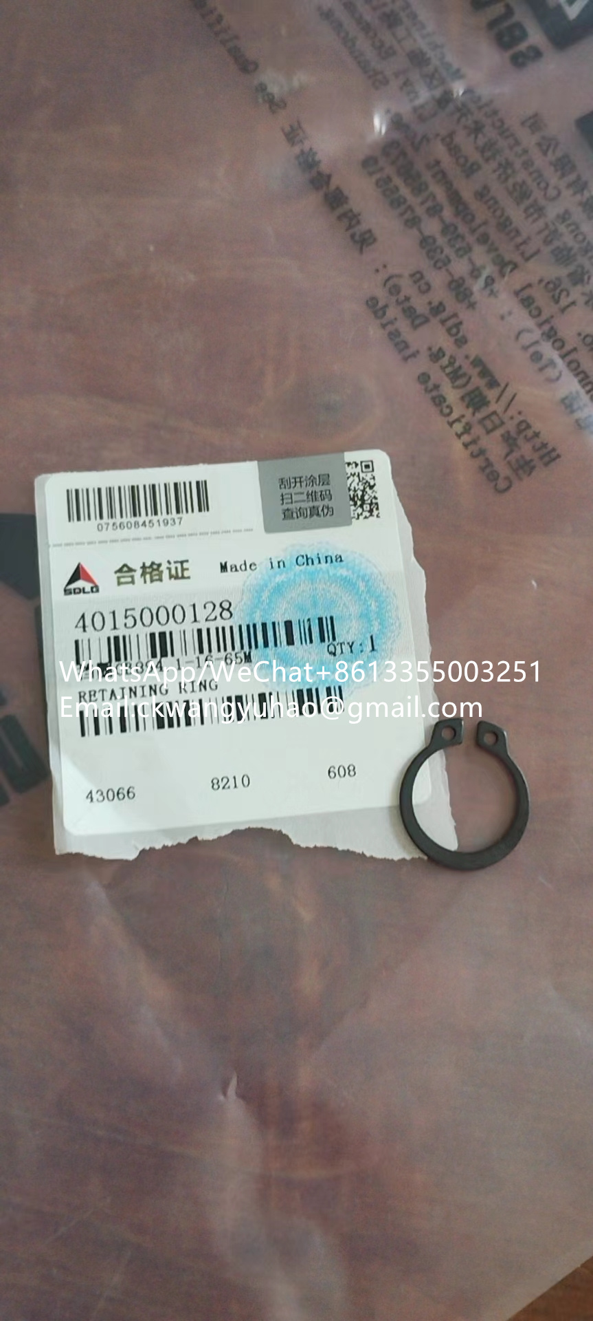 4015000128retainingring - 14400223  Cutting pliers  26180004731  SIDE CUTTER
14400224  Cutting pliers  26180004741  SIDE CUTTER
14400225  Nut  26180005131  NUT
14400226  Bolt  26180005121  BOLT
14400275  TOOL KIT  26380009441  null
14400300  EXCAVATOR BOOM  14406884  Excavator boom
14400305  Superstructure frame  14409258  null
14400314  DISPLAY  14408718  Ecu_assy iecu sdlg t3 w.o. cam
14400315  CONTROL PANEL  14400831  Control panel
14400346  Bracket  11210415  BRACKET
14400348  Wiper blade  11216211  WIPER BLADE
14400349  Switch  11216212  SWITCH
14400352  FUEL HOSE  14407881  Fuel hose
14400373  Wiring harness_main harness  14410780  null
14400386  WIRING HARNESS  14400371  Wiring harness_engine_cable
14400397  COVER PLATE  14408182  Cover
14400418  BOOM CYLINDER  11219000  BOOM CYLINDER
14400421  NIPPLE  4041003652  Nipple
14400483  HOUR RECORDER  14408000  Odometer
14400487  FUEL PUMP  14406135  Fuel hose
14400490  FUEL PUMP  14406531  Fuel pump
14400505  COVER PLATE  14408183  Cover
14400518  DECAL SET  14402133  DECAL SET
14400519  DECAL SET  14402134  DECAL SET
14400520  DECAL SET  14402135  DECAL SET
14400595  Hydraulic fluid tank  26100007281  Hydraulic fluid tank
14400597  FUEL LEVEL SENSOR  14408579  Fuel level sensor
14400747  COVER PLATE  14408161  Cover
14400798  PLATE  14401337  CLAMPING PLATE
14400805  PLATE  14405049  Plate
14400826  Valve_stop  11219002  VALVE
14400831  Control panel  14408691  Control panel
14400852  Link  11214445  LINK
14400853  Link  11214446  LINK
14400900  CAB  21906005153  CAB
14400910  Pressure switch  11224090  Pressure switch
14400931  PIN  14406784  Pin
14400932  PIN  14406649  Pin
14400933  PIN  14401529  PIN
14400965  COVER  14407111  Cover
14400967  COVER  14407112  Cover
14400992  PROTECTING COVER  11217220  PLATE
14401020  TOOL BOX  14405715  TOOL BOX
14401029  Framework  14406617  Framework