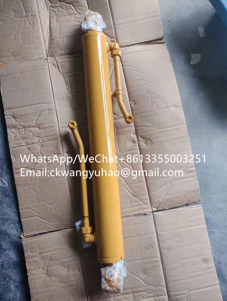 4120007375oiltank - 11216541  SEALING RING  11225759  null
11216549  PIPE  14403722  Pipe adapter
11216550  PRIMARY FILTER  11210238  PRIMARY FILTER
11216553  GASKET  11216523  GASKET
11216554  FUEL FILTER  11214500  FUEL FILTER
11216555  FILTER HOUSING  11216748  FILTER HOUSING
11216560  V-BELT  14402462  V-BELT
11216571  DOOR  14405423  Door
11216572  HUB  11215666  HUB
11216573  FLANGE  14403857  COVER
11216574  DECAL  14400778  DECAL
11216575  DECAL  14406443  Decal
11216579  TRACK CHAIN  14406154  Track chain
11216581  TRACK SHOE  11210684  TRACK SHOE
11216585  TRACK SHOE  11213964  TRACK SHOE
11216588  TOOL BOX  14405714  Tool box
11216589  BATTERY MAIN SWITCH  14402051  BATTERY SWITCH
11216590  PIN  14404377  Pin
11216591  PIN  14404378  Pin
11216649  Air filter  11225104  Air filter
11216663  CAB ROOF  11219551  CAB TRIM
11216664  DRIVER S SEAT  14402622  DRIVER S SEAT
11216669  COVER  11219555  COVER
11216670  COVER  11217781  COVER
11216671  COVER  11218900  PLATE
11216672  COVER  11218901  PLATE
11216674  LAMP SHROUD  11218915  LAMP SHROUD
11216676  COVER  14400940  COVER
11216677  SPRING TENSIONER  11217674  SPRING TENSIONER
11216678  GUARD  14401345  GUARD
11216679  COVER  14402437  PROTECTING PLATE
11216680  COVER  14402438  PROTECTING PLATE
11216681  COVER  14402440  PROTECTING PLATE
11216682  COVER  14402441  PROTECTING PLATE
11216683  COVER  14402439  PROTECTING PLATE
11216684  COVER  14401021  COVER
11216685  HAND RAIL  14401307  HAND RAIL
11216686  STAY  14403155  BRACKET
11216690  HYDRAULIC FLUID TANK  14400944  null
11216693  COVER  14403880  SLIP PROTECTION
11216694  TANK  11218870  FUEL TANK
11216695  COVER  14403875  HOOD
11216696  COVER  14400793  HOOD
11216698  HINGE  14400801  HINGE