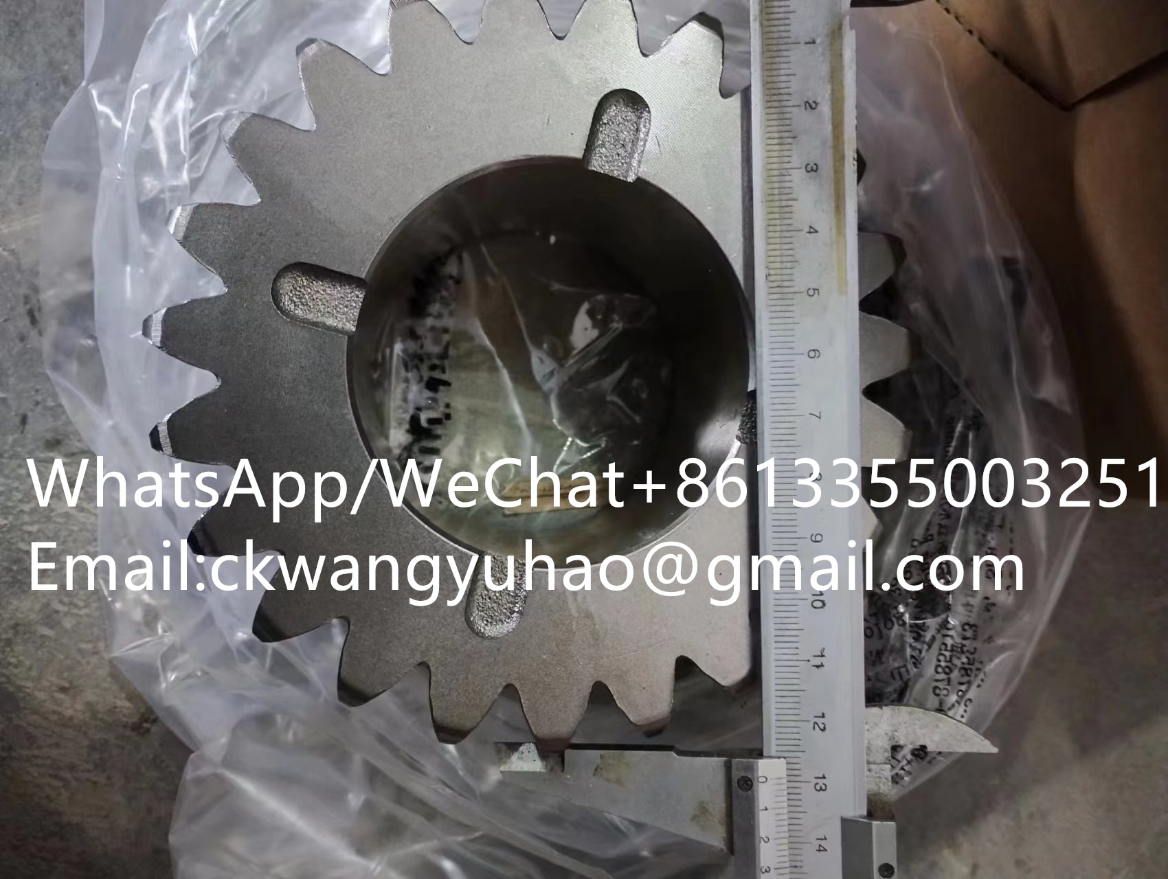 11214003gears - 11211394  ROLLER BEARING  11214797  BEARING
11211395  ROLLER BEARING  11221008  BEARING
11211396  PLANET CARRIER  11223095  Planet carrier
11211397  PLANET CARRIER  11223492  Planet carrier
11211402  RING GEAR  11223094  Ring gear
11211406  PLANET CARRIER  11224710  null
11211413  VALVE  11214096  VALVE
11211414  VALVE  11214097  VALVE
11211417  PLUG  11210873  PLUG
11211418  VALVE  11211986  VALVE
11211420  VALVE  11211954  VALVE
11211421  VALVE  11216869  VALVE
11211427  COIL  11221157  SLIDE
11211445  PLUG  26121004601  Plug
11211461  SPRING  11221102  SPRING
11211473  PLUG  11218719  PLUG
11211481  FILTER  11214802  FILTER
11211500  PLUG  11213586  PLUG
11211502  CAMSHAFT  11214747  CAMSHAFT
11211503  NUT  11214749  LOCK NUT
11211505  SCREW  11214748  SET SCREW
11211506  BELLOWS  11214750  BELLOWS
11211507  SPRING  11214743  SPRING
11211508  SPRING  11221041  SPRING
11211519  PLUG  11213584  PLUG
11211521  PLATE  11219416  PLATE
11211524  WASHER  11211529  CYLINDER
11211526  BALL BEARING  11214790  BALL BEARING
11211527  SUPPORT  11219911  SUPPORT
11211535  COIL  11221026  SLIDE
11211536  FLANGE  11210248  FLANGE
11211539  PLUG  11213575  PLUG
11211540  BALL  11214741  BALL
11211541  EYE BOLT  11214803  SCREW
11211542  O-RING  11220992  O-RING
11211546  RETAINING RING  11213166  RETAINING RING
11211554  O-RING  11221125  O-RING
11211560  SEALING RING  11219898  SEALING RING
11211564  SPRING  11214744  SPRING
11211565  SPRING  11214745  SPRING
11211566  SEALING KIT  11221027  SEALING KIT
11211567  SCREW  11214742  HEXAGON SCREW
11211575  O-RING  11212473  O-RING
11211576  PLUG  11221025  PLUG