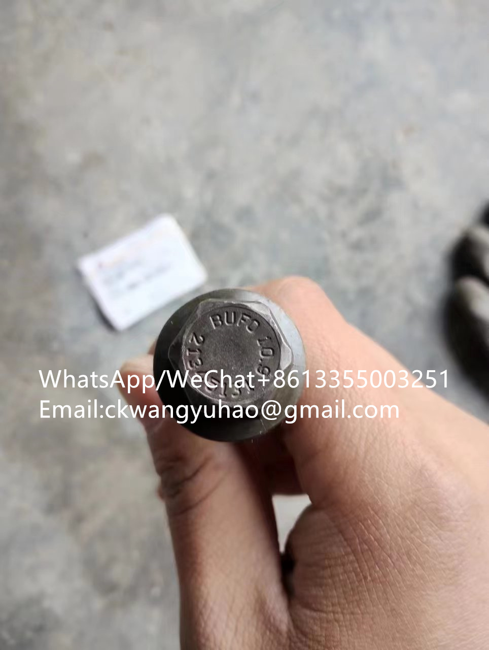 11215897Bolt21345131