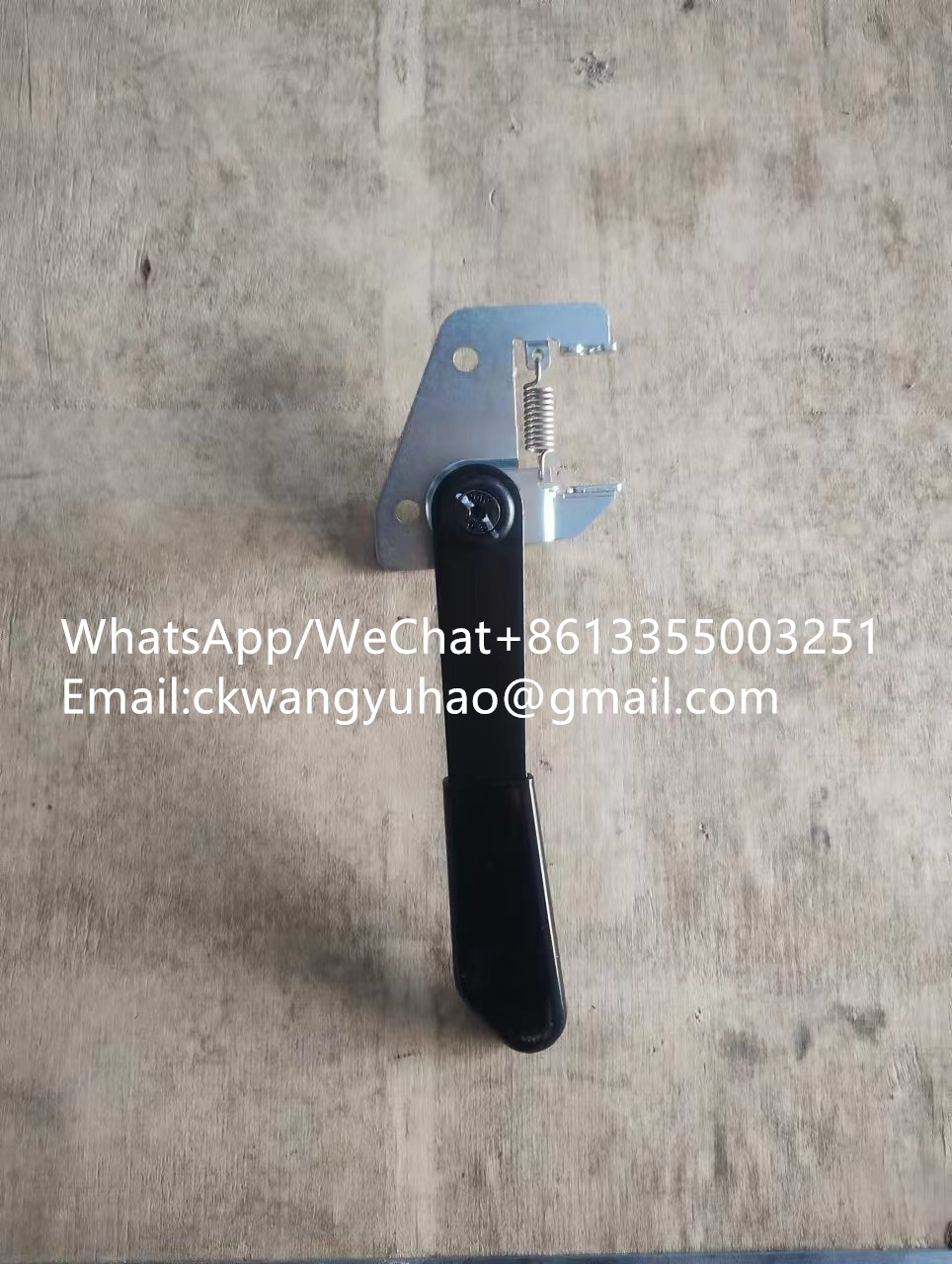 26290037701 Handle - 205F 275F 968H 972H 956HEV Cab Door Handle 26290037701