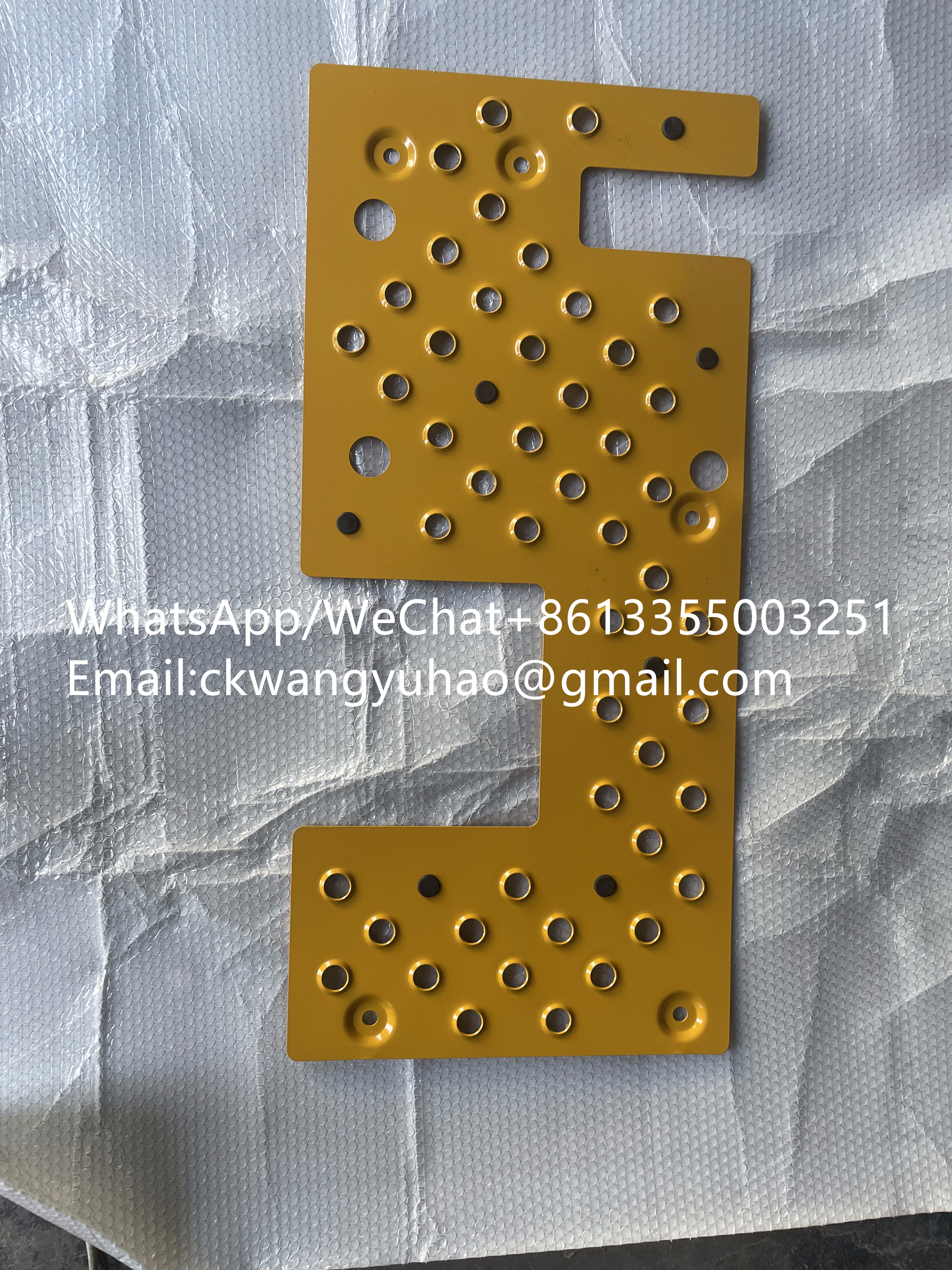14405692 Anti-Slip Plate - SDLG Excavator 420F 375F 360F 400F Anti-Slip Plate 14405692 Anti-Slip Plate
